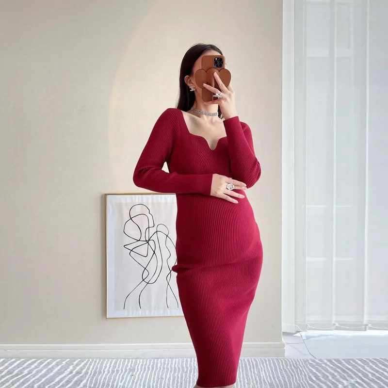 Knitted Pregnancy Dress for Photo Shoot 