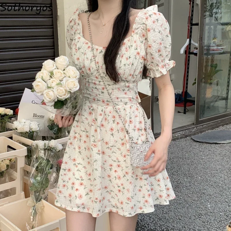 

Sweet Floral Dress Women Puff Sleeve Holiday Beach Sundress Hollow Out Bandage Design Sweet Girlish French Gentle Fashion Summer