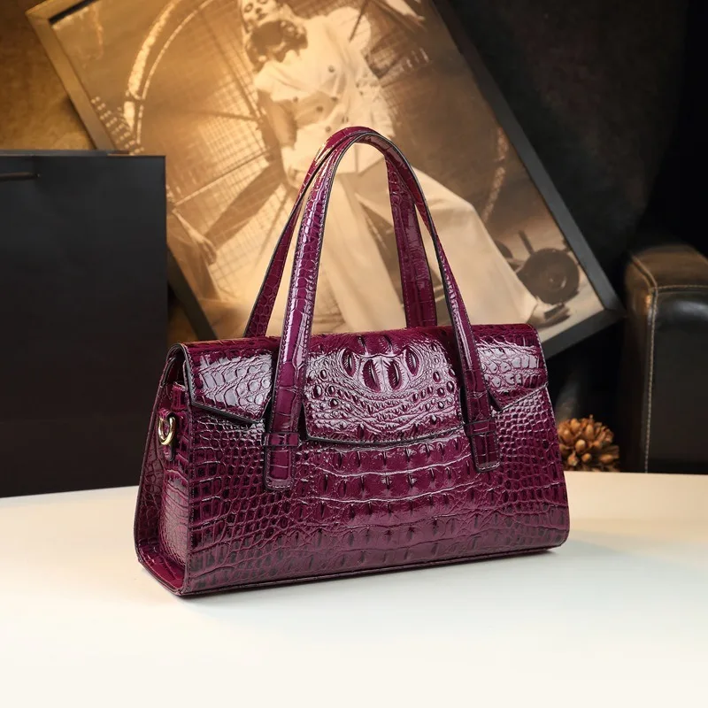 Crocodile pattern women's bag 2026 new style messenger bag women's high-end Boston pillow bag light luxury leather shoulder bag