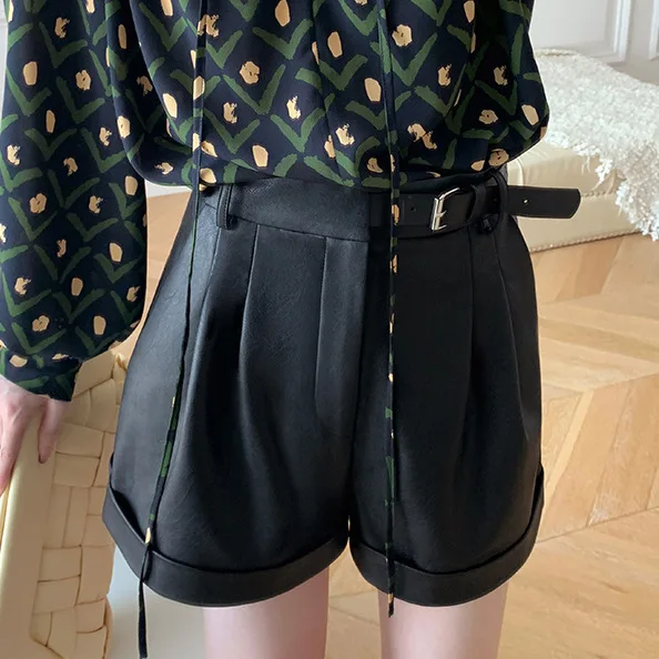 Tao Ting Li Na Early Spring New Urban Style High-waist Slim and Versatile Sheepskin Cuffed Wide-leg Pants and Shorts G11