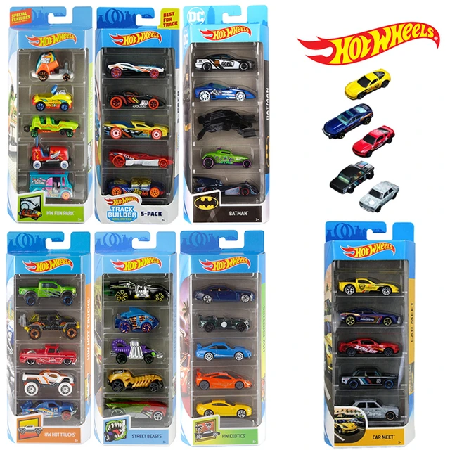 Hot Wheels City Track Pack, Set of 10 Basic Track Pieces with 1:64 Scale  Toy Car