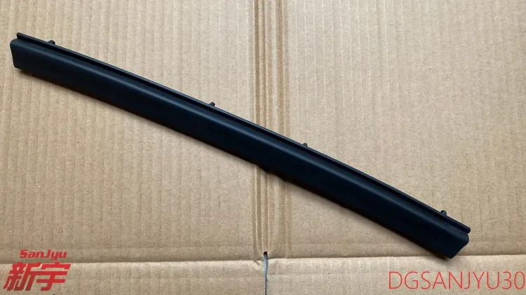 LANCER CY0A CX0A EVOX CZ4A WEATHERSTRIP HOOD FRONT 5902A078