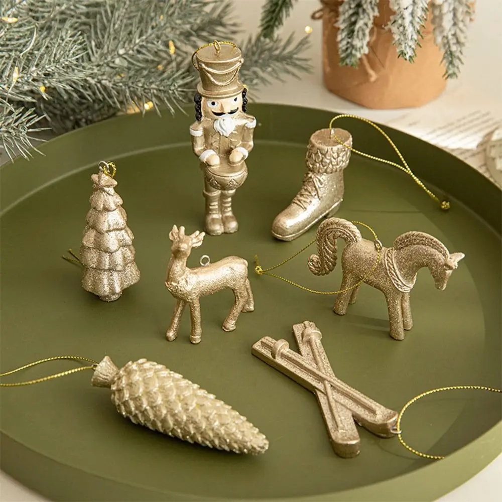 Resin Gold Christmas Hanging Decoration Deer Horse Hazelnut Pinecone Hanging Pendant Resin Angel Soldier Christmas Tree Ornament
