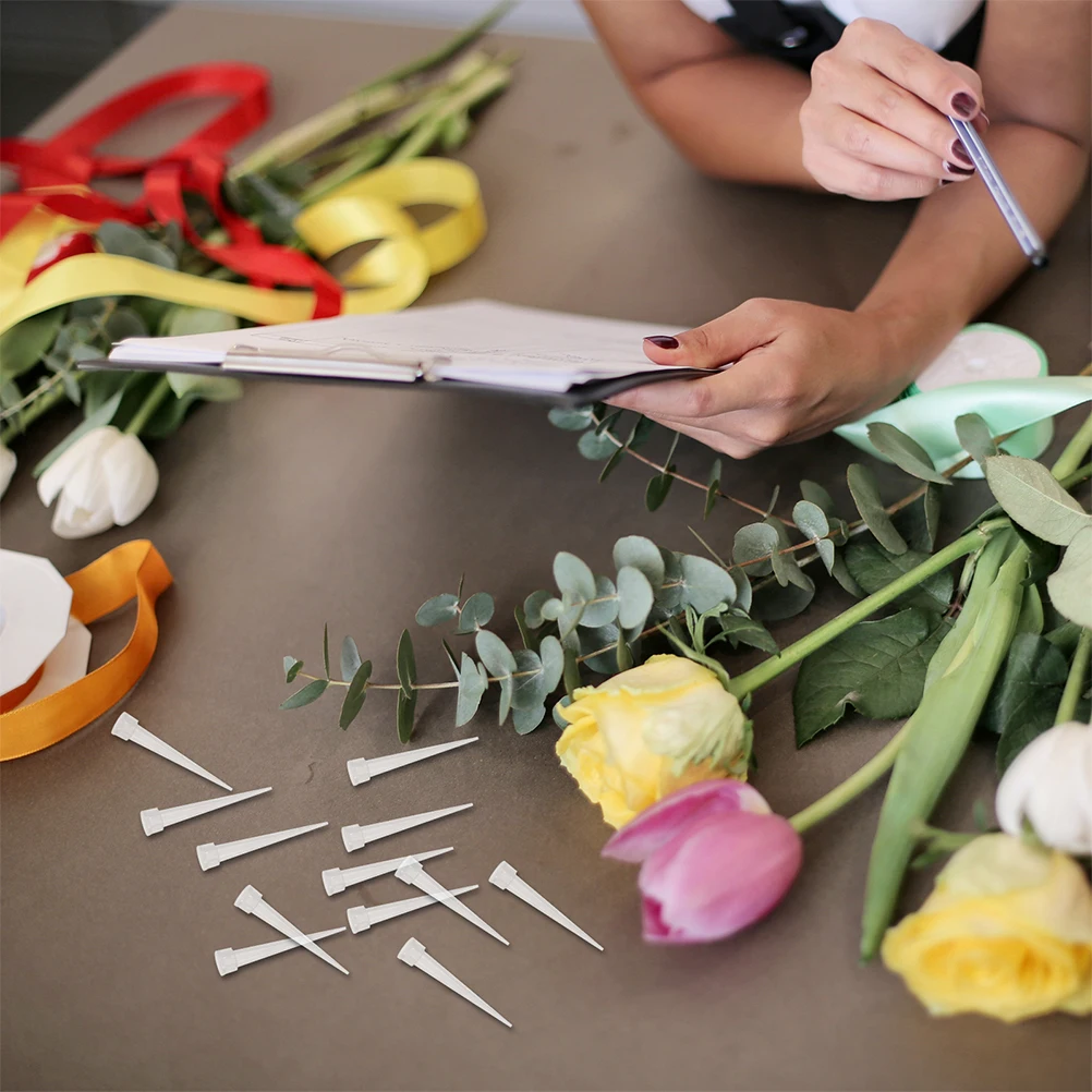Plastic Flower Tube 50pcs Flower Stems Tube Holder Plastic Fresh-Keeping Plant Nutrition Tube