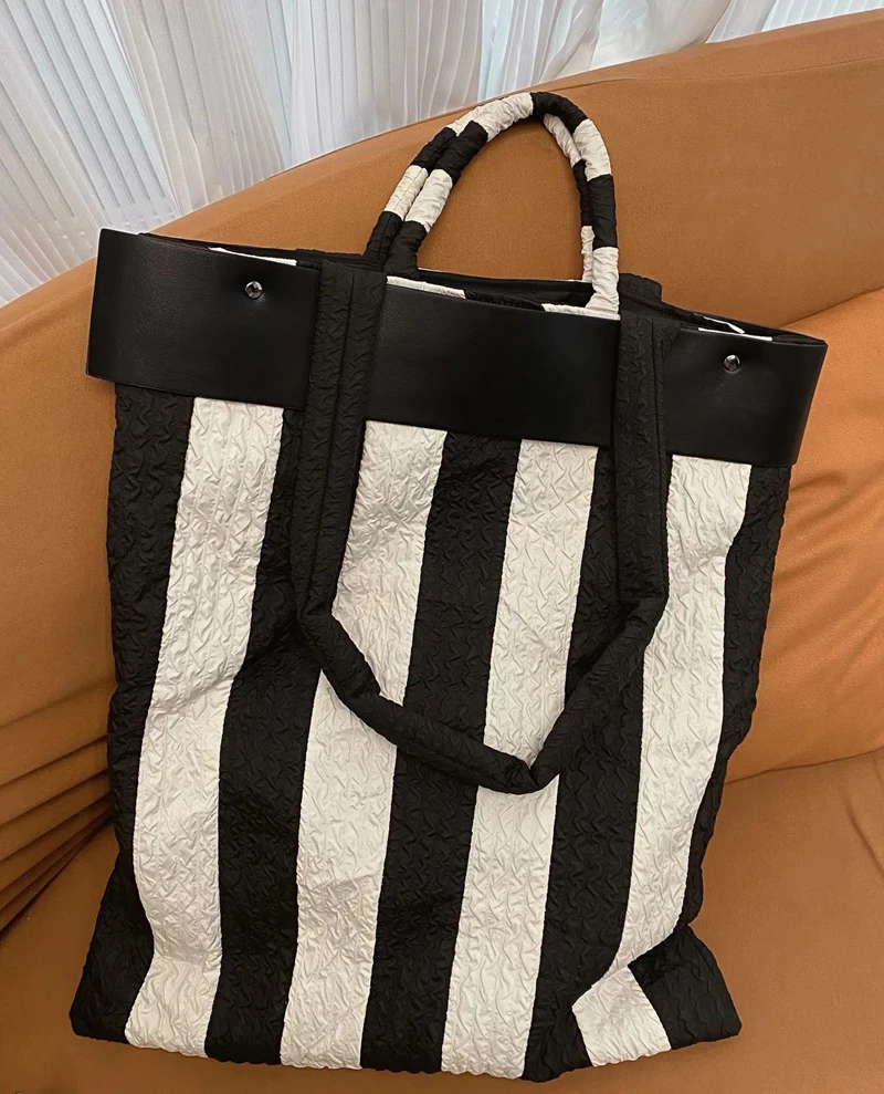 

Hip-Hop Slim Tote Bag For Women Luxury Designer Handbag Purse 2023 New In PU Cotton Cloth Button Striped Large Capacity Shoulder
