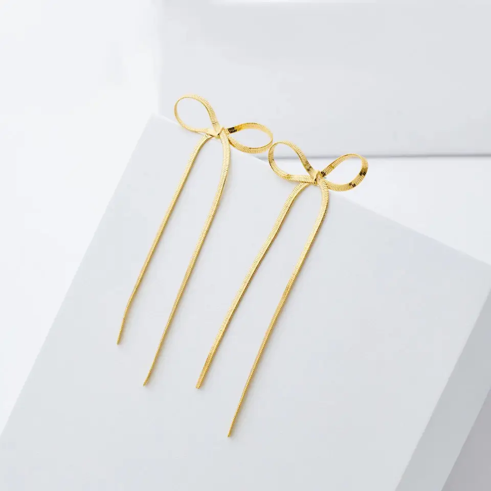 KKJOY Orecchini Pendenti Con Fiocco In Acciaio Inox - Gioielli A Nastro Con Catena Serpente Per Donna - Accessori Moda Trendy - 2