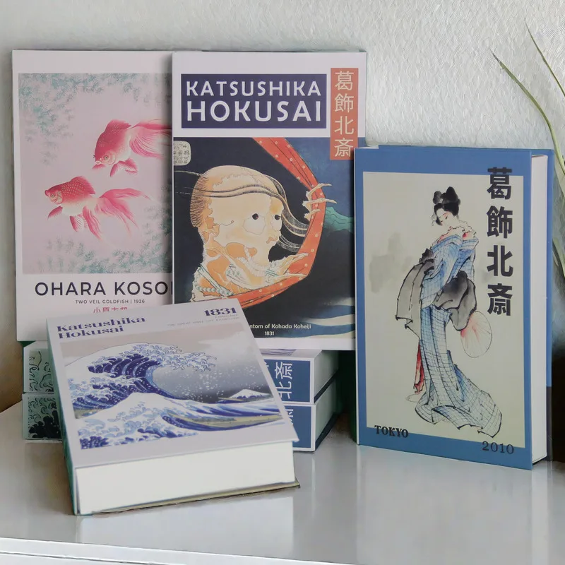 일본 우키요 호쿠사이 마티스 피카소 야요이 쿠사마 가짜 책, 장식용 보관함, 커피 테이블 장식 책, 가정 장식 