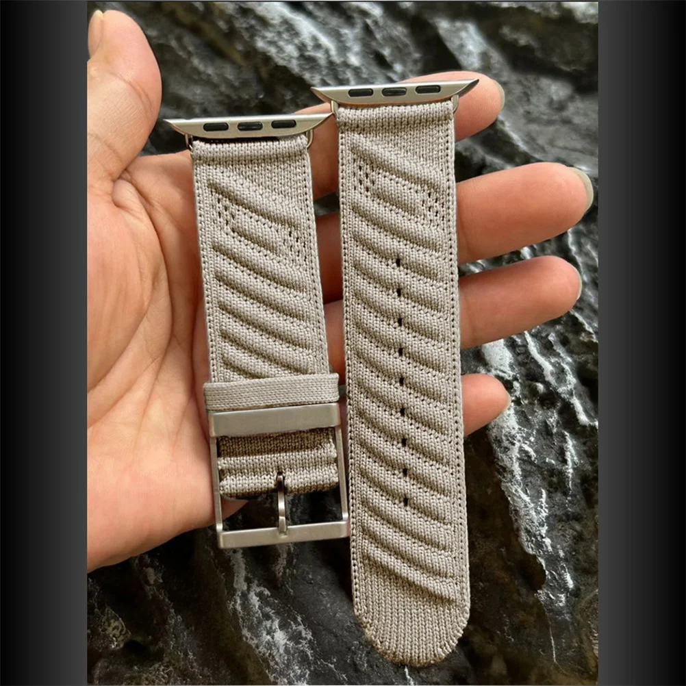 Elegant Sport Bracelet for Smart Watches - Premium Design for Durability and Style
