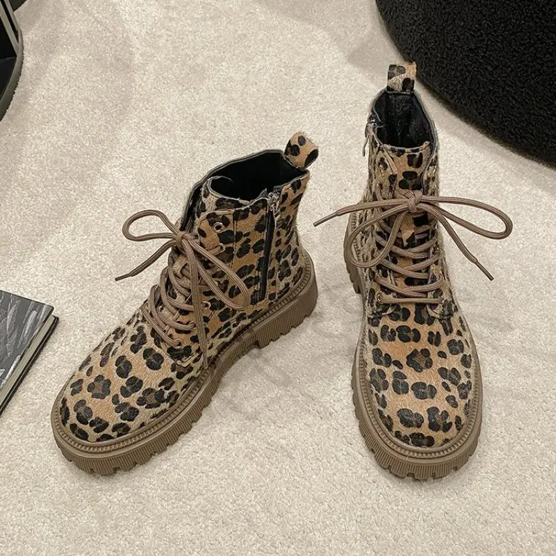 NEW Winter Boots Fur Ladies Snow Boots Real Sheepskin Wool Low-cut Warm Fur Shoes Man and Women Winter Short Fashion