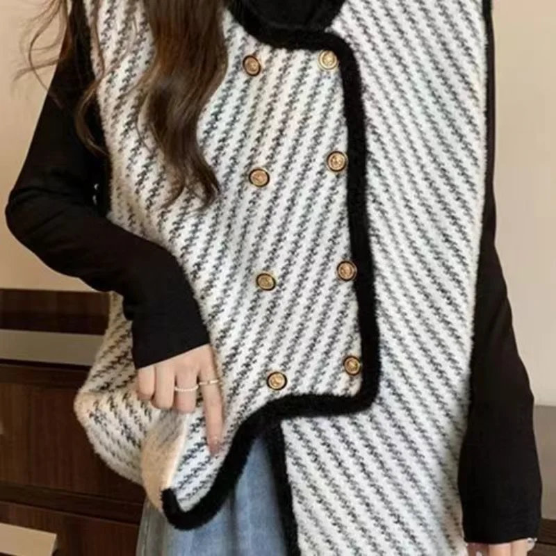 Autumn Winter New Button Patchwork Knitting Vests Coats Striped Irregular Sweet Sweaters Tops Vintage Fashion Women Clothing
