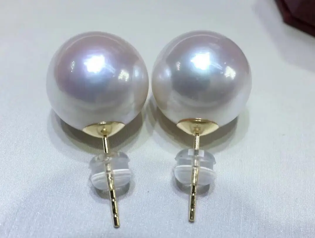 

Classic 11-12mm South China Sea Round White Pearl Earrings 18k-