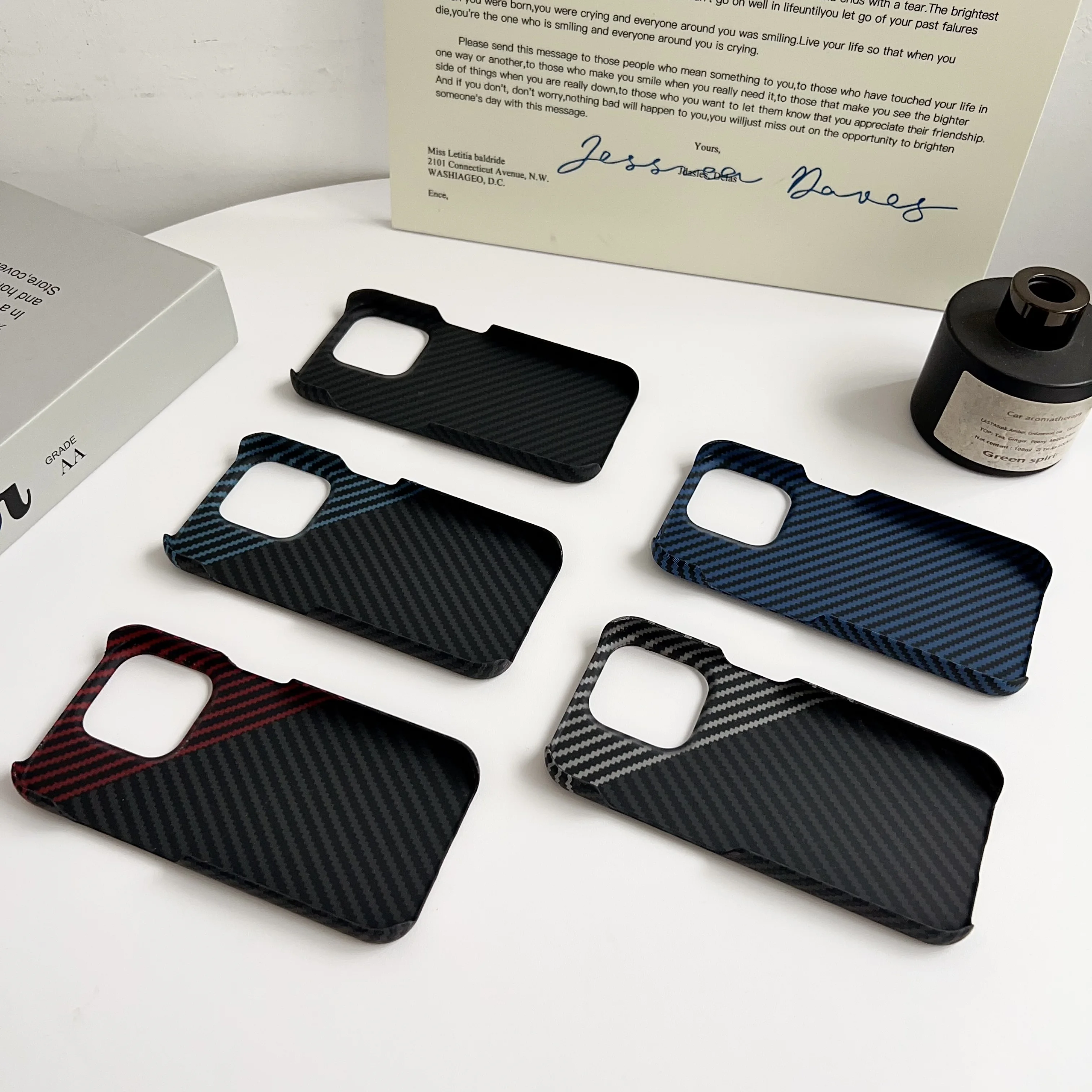 Sleek Carbon Fiber Texture Ultra-Thin Matte Protective Cover