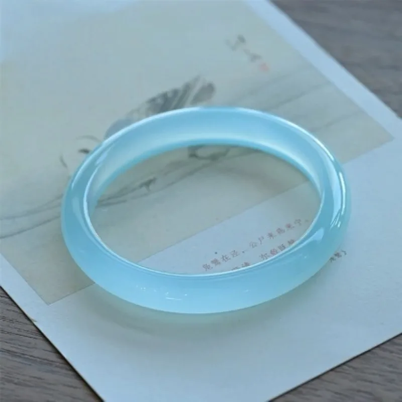 Elegant Blue Women's Bracelet - A Versatile and Personalized Fashion Statement
