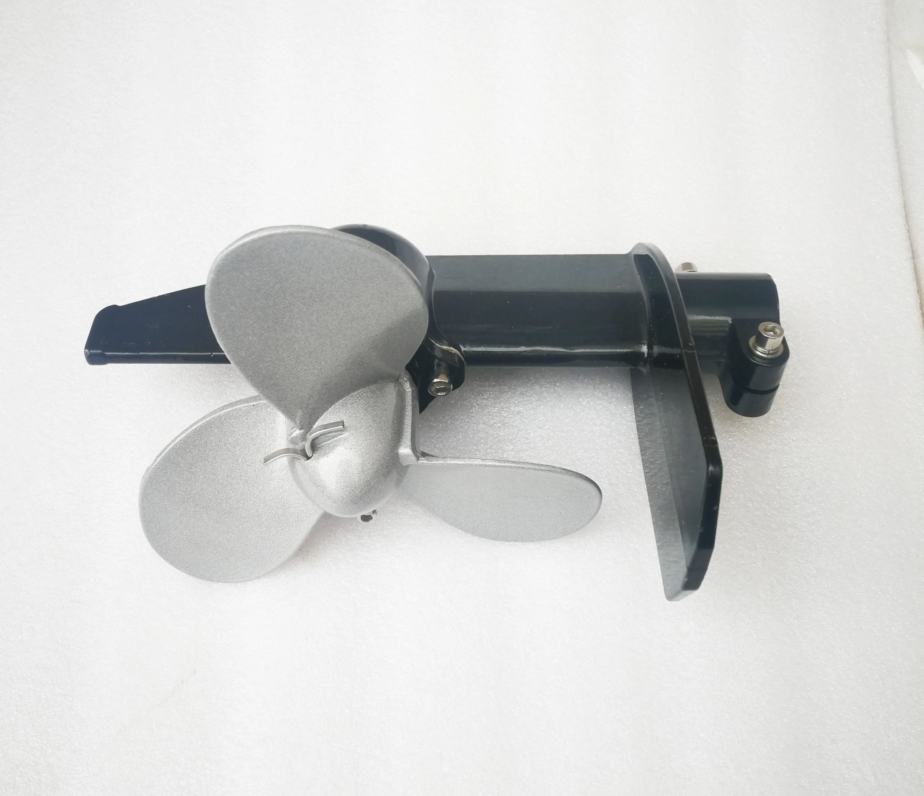 TransmissionGearCaseBoxPaddleForMarinePropulsionEngineHanger