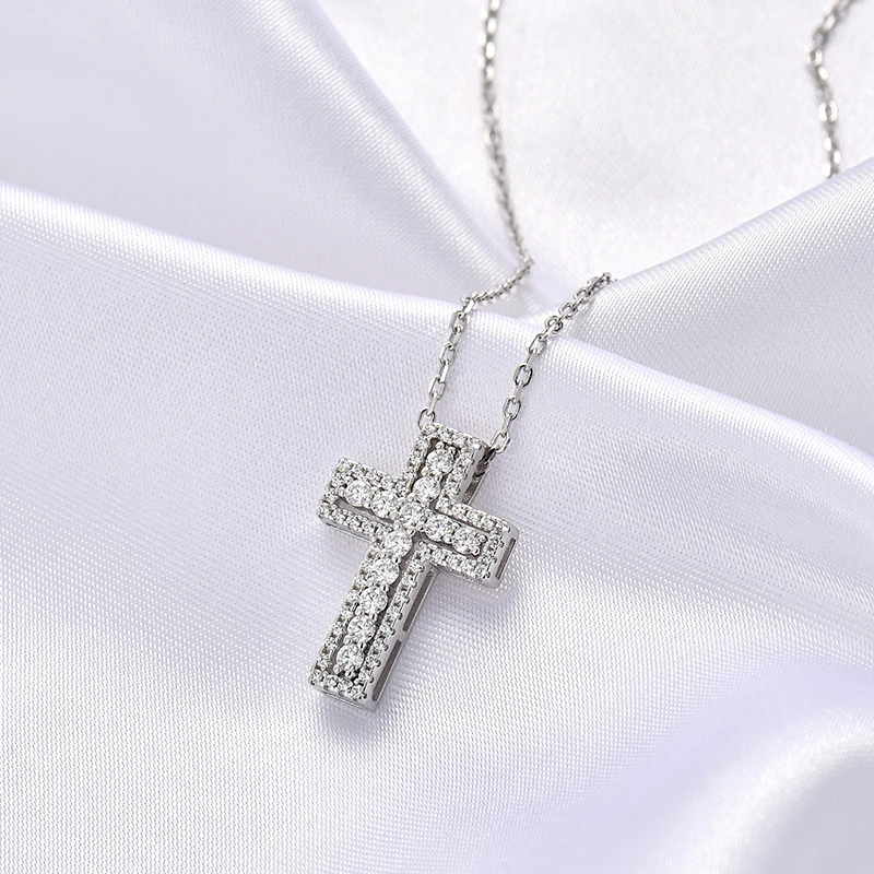 1 piece 925 silver 0.6 CT moissanite cross necklace classic simple pendant necklace gift girlfriend pendant necklace silver necklace moissanite necklace