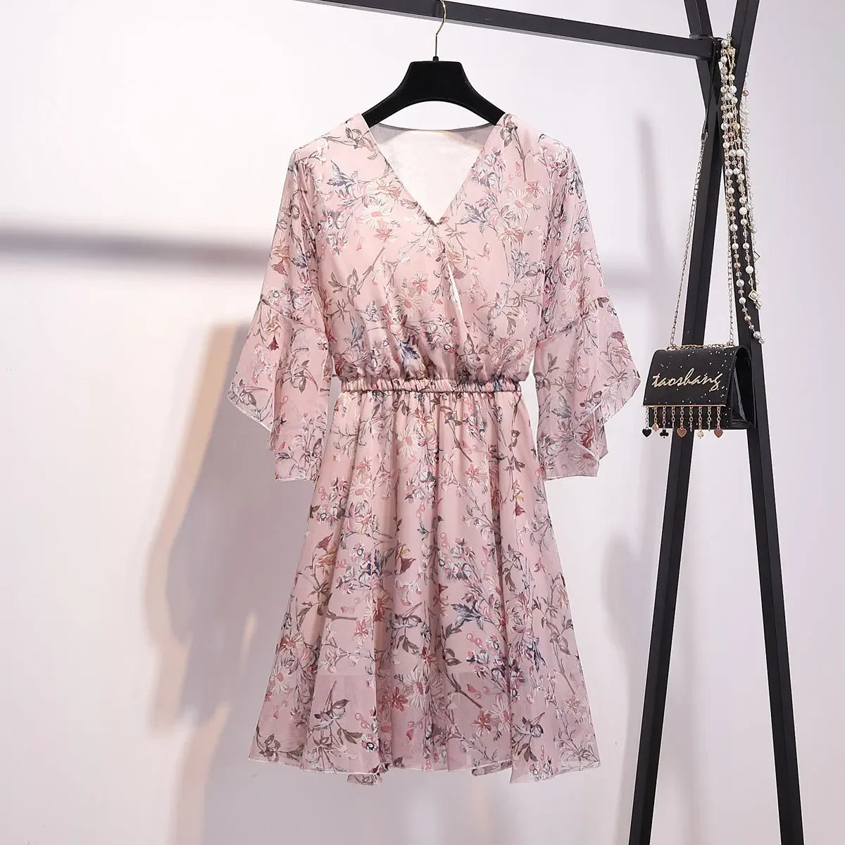 

Summer Sweet V-neck Fairy Floral Print Mididress Elastic Waist Ruffles Sleeve Chiffon Slim Dress Cottagecore Clothes for Women