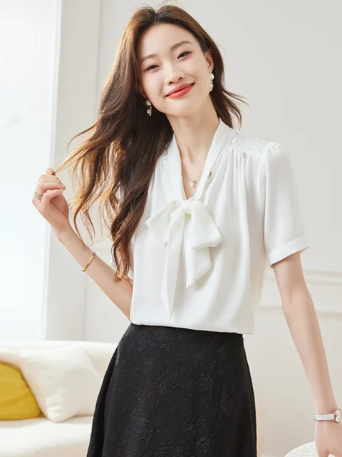 Blusas femininas de verão com laço e gola V