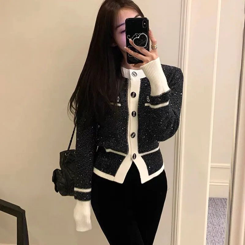 

Women Clothing French Fashion Sequin Knitted Sweaters Spring Summer Simple All-match Pocket Cardigan O-Neck Button Tops