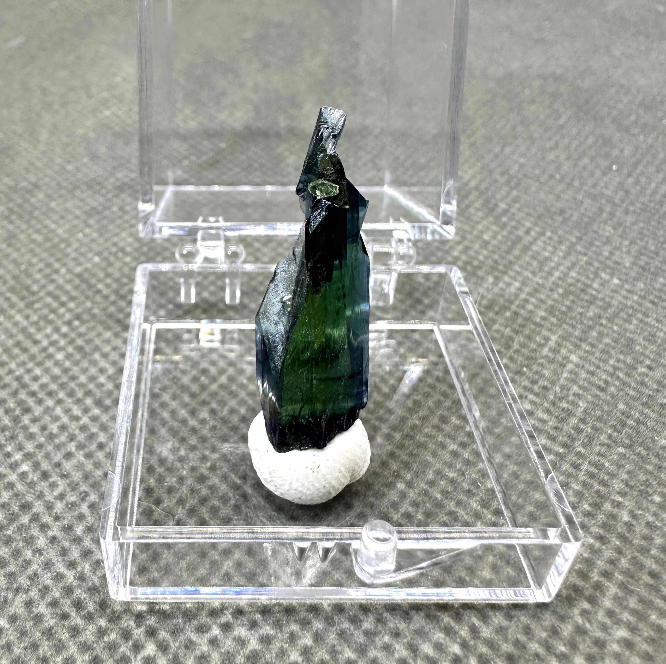Natural Brazil  Vivianite (Blue ironearth) mineral specimen + box size 3.4 cm + healing quartz crystals and stones rock gemstone 3
