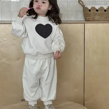 2025 Autumn New Baby Girl Heart Sweatshirt + Pants 2pcs Suit Long Sleeve Infant Casual Clothes Set Toddler Girl Outfits