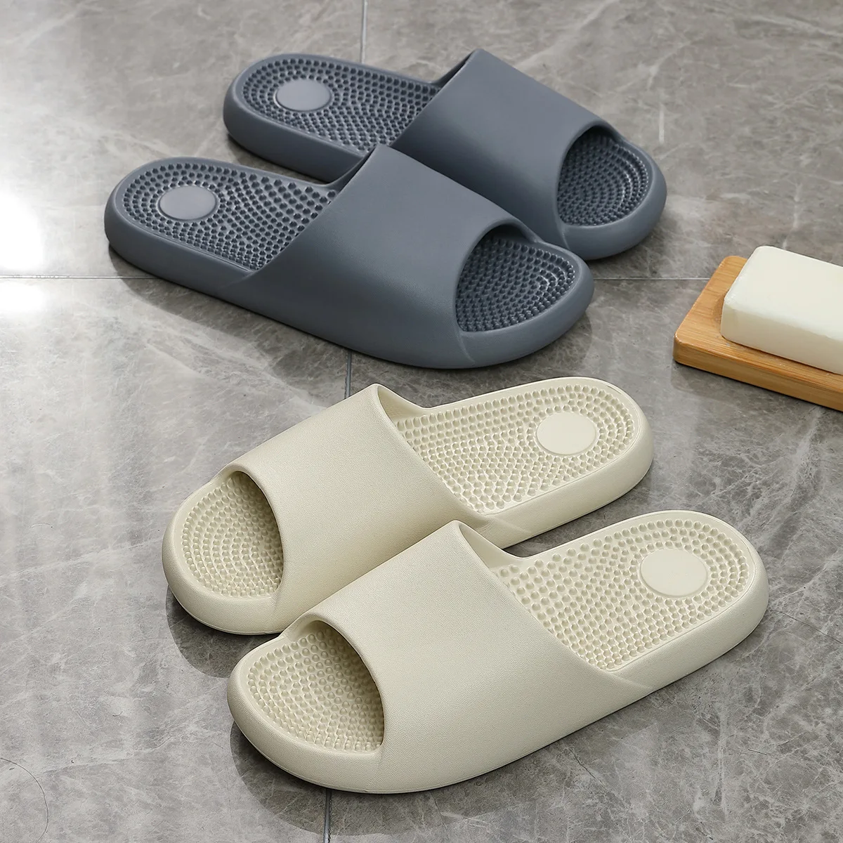 New Men Home Massage Slippers EVA Soft Thick Sole Couples Bathroom Non-slip Sandals Women Casual Comfort Shoes Beach Flip Flops 3