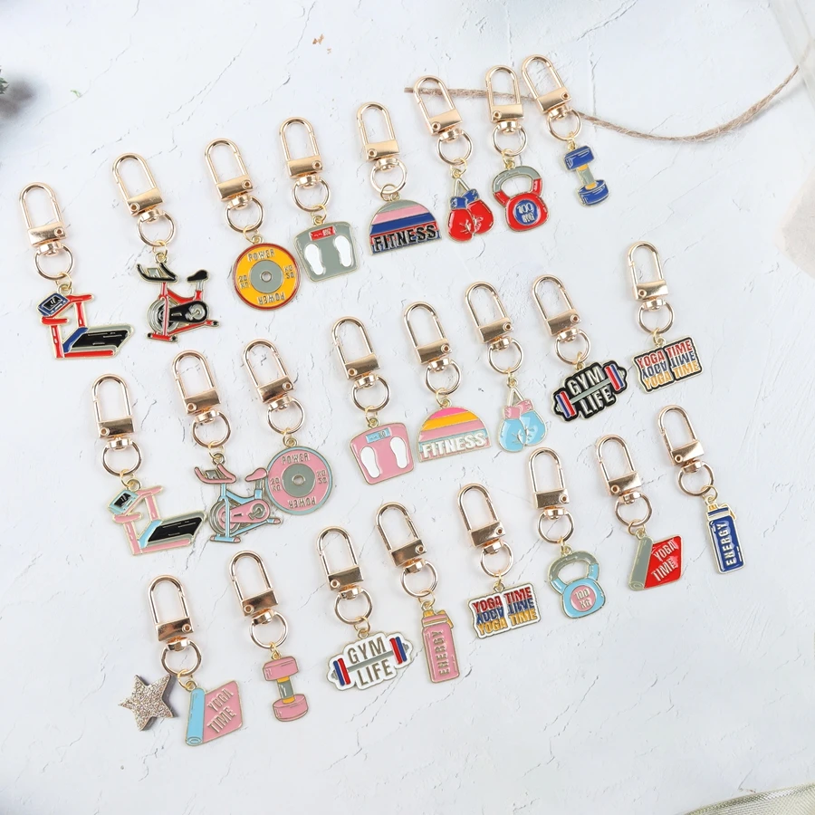 24-Piece Fitness-Themed Keychain Set, Fitness Equipment-Shaped Pendants, Treadmill. Dumbbells, Weight Scales, Boxing Gloves, Etc., Are Ideal Choices for Fitness Enthusiasts, Fitness Party Gift Packs, Unisex, Suitable for Men, Women's Fashion Bag Accessories.