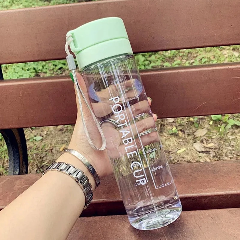 

Бутылка Питьевая для фруктового, лимонного сока, 600 мл