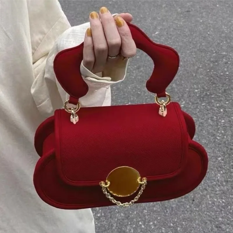 Retro Red Chain Handbag Women Oval Large Capacity Saddle Bag Ladies Fashion High End Luxury Design Minimalist Shoulder Bags 2025