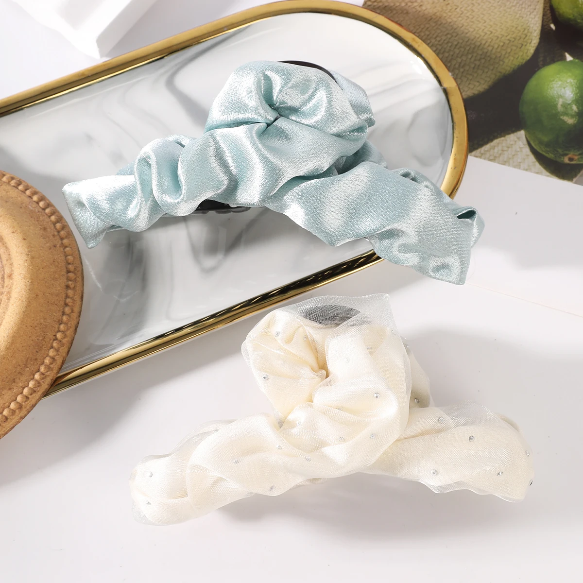 1pc Elegant Women Pleated Floral Hair Claw Clip Fashion Party Lady Temperament Barrettes Shark Clips Girls Hair Accessories