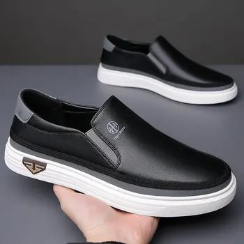Mocassini casual in vera pelle fatti a mano da uomo 2025 Nuovo marchio di lusso Comodo slip-on Mocassini da guida Scarpe basse 1