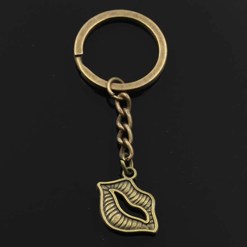 Fashion Keychain 24x20mm Sexy Lips Kiss Silver Color Pendants DIY Men Jewelry Car Key Chain Ring Holder Souvenir For Gift