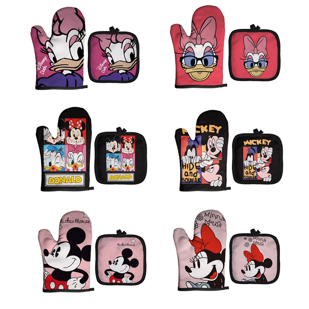 MINISO Disney Microwave Oven Mitts Anti-scalding Gloves Mickey Mouse Oven Mitten Potholder Insulation Mat Baking Kitchen Tool silicone oven mitts kitchen gloves silicone oven gloves cotton pot holders silicone oven protector