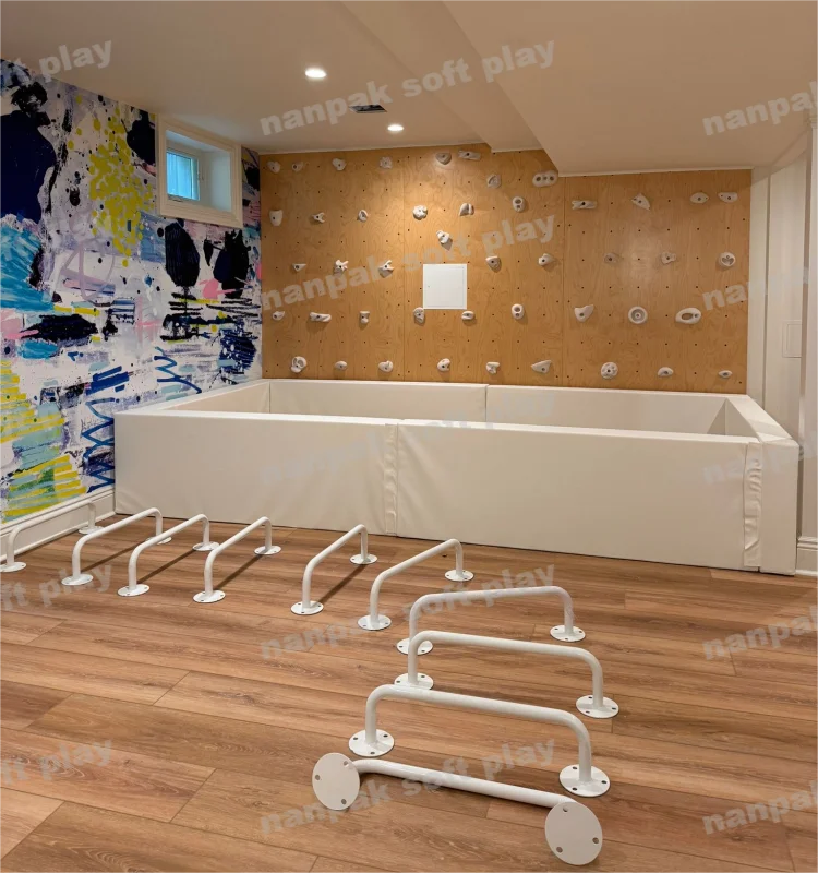 White Colored Kids Playroom for Gym Foam Block Ball Pit Money bar Rope Indoor Climbing Wall Rock Child Rock Climbing Wall