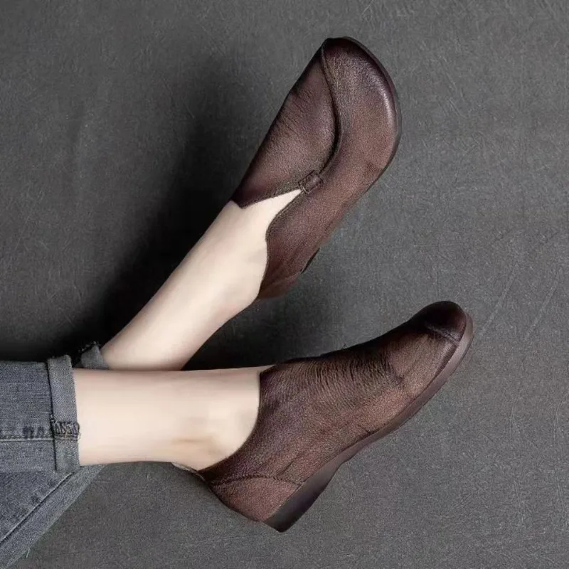 New Spring Style Women's Flat Shoess One Kick Soft Sole Retro Shoes Women Outdoor Daily Commute Round Head Zapatillas De Mujer 2