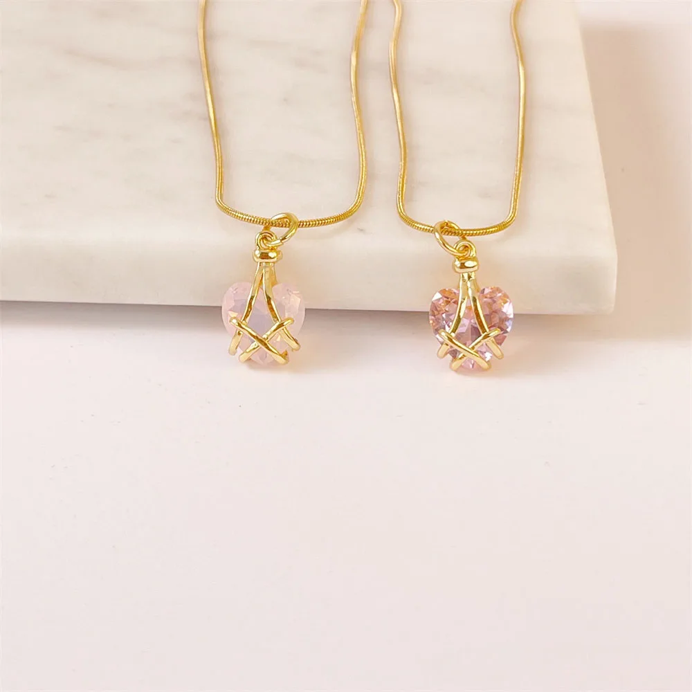 Barbie Diamond Castle Necklace Heart 