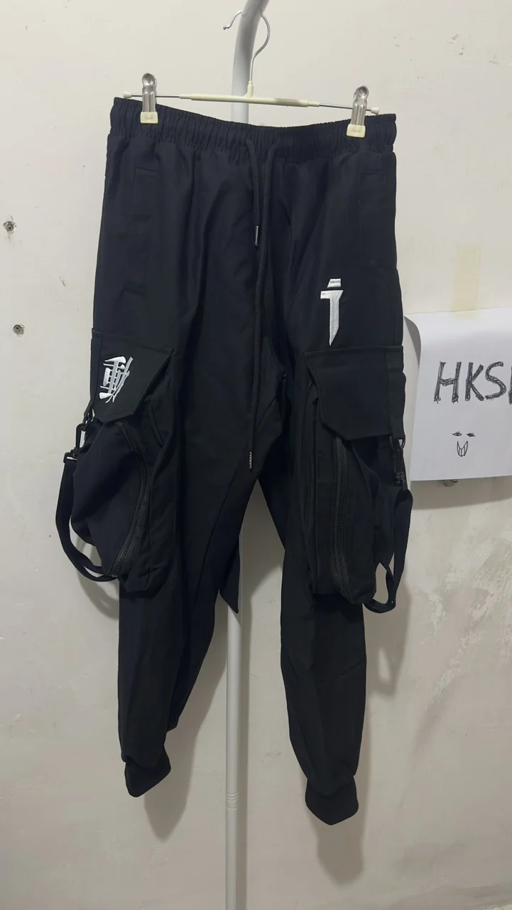 Description Picture 3 of itemHKSH Heavy Industry Fashion Tactical Dark Cargo Pants Spring Autumn New Dark Leggings Men's Tide Pockets Casual Overalls HK0697