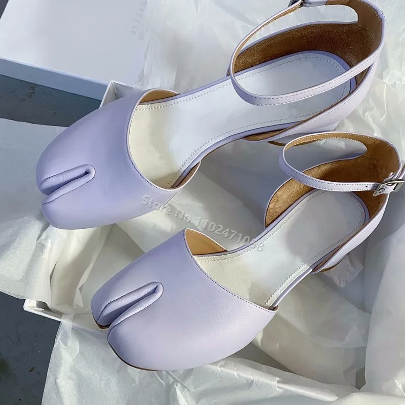 

Fashion Tabi Shoes for Women Split Toe Hight Heel One Strap Mary Janes Shoes Ladies Ankle Buckle Strap Summer Leisure Sandals