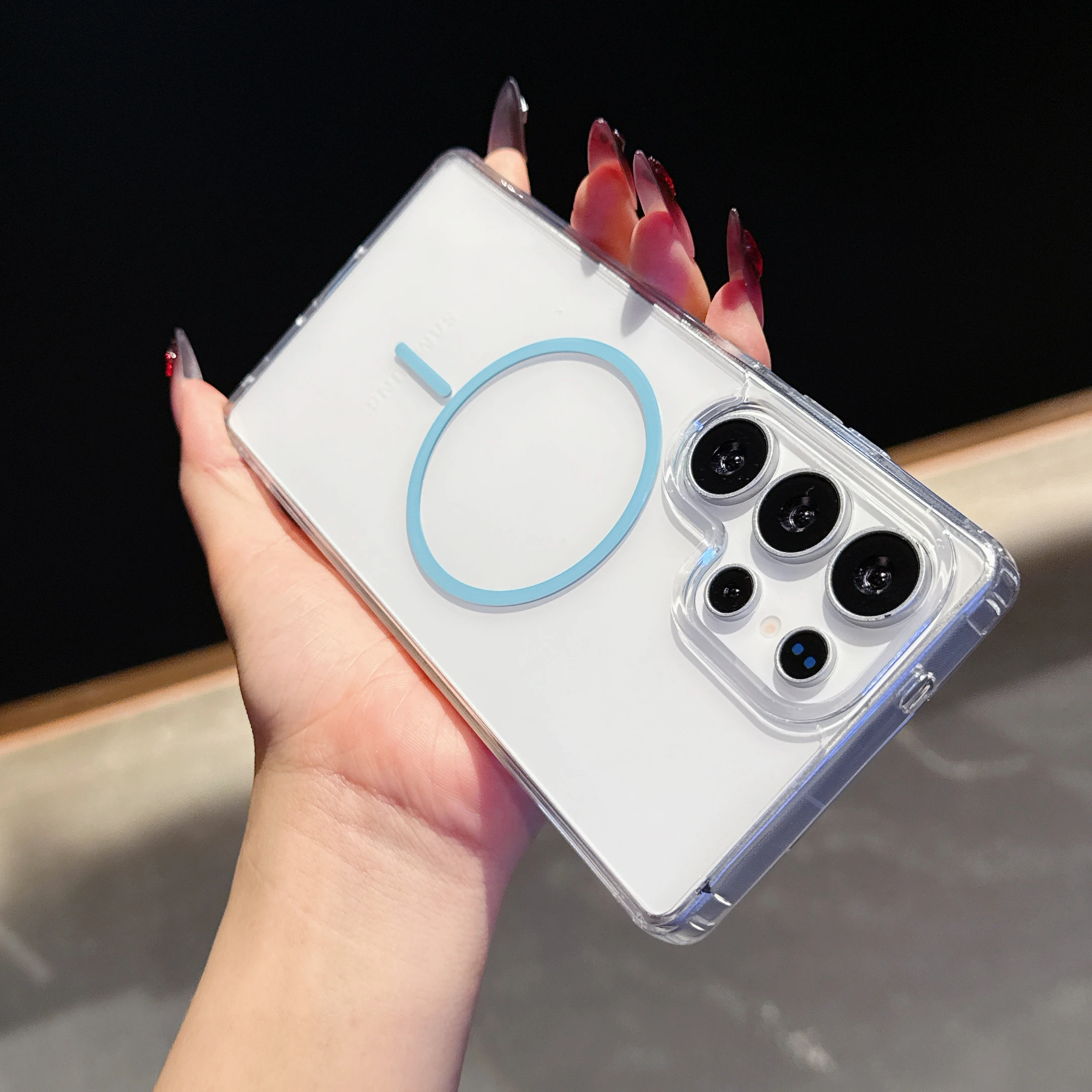 Ultra-Thin HD Clear Magnetic Phone Case with Wireless Charging Compatibility - Acrylic Hard MagSafe Cover