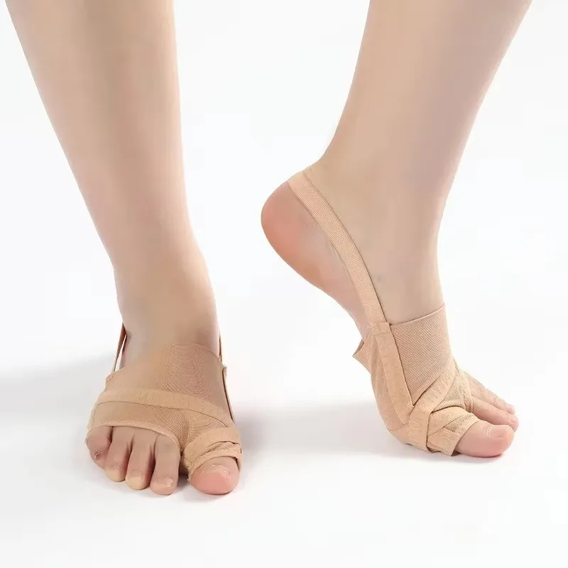 Toe Separators Toe Corrector Fabric Bunion Corrector Breathable Adjustable Hallux Valgus Sleeve Spacer Separator Toe Corrector Sports Bunion Socks Running