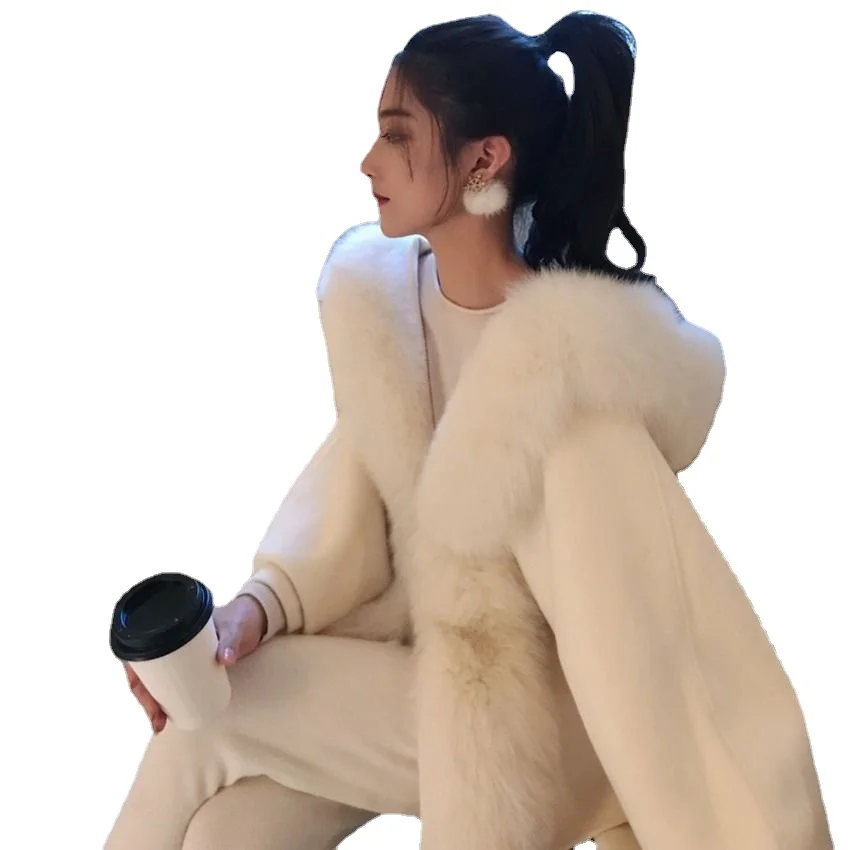 

Fur Coat Women's Autumn and Winter Fox Fur Cloak Short Hooded Woolen Cloak Mao Mao Shawl