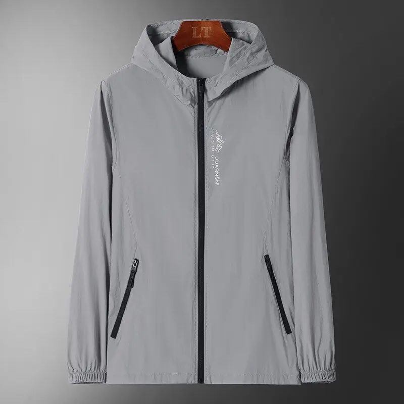 2024 New Ice Silk Ultra-Thin Men's Sun Protection Clothing Lightweight Fiing Jaet Versatile Outdoor Clothing UV Protection