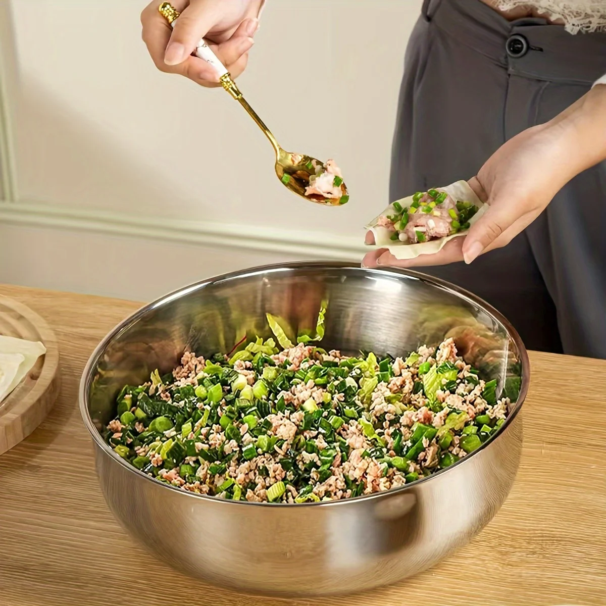 Stainless Steel Basin Enlarged and Deepen Vegetable Washing Basin Soup Pot Large Capacity Salad Bowl Plates