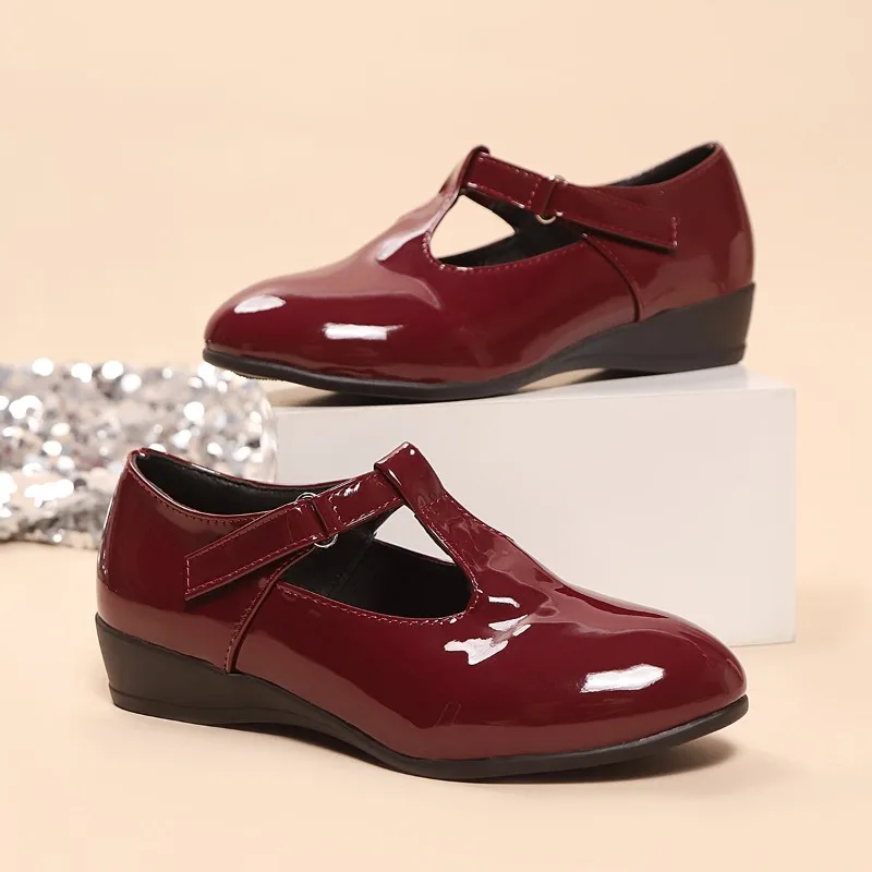 2025 Fashion Ladies Shoes Shallow Women's High Heels New Best Seller Outdoor Slip-Resistant Casual Plus Size Solid Heels Women 3
