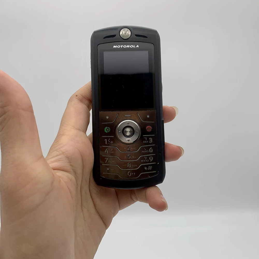 Motorola SLVR L7 V8 (Bahasa Rusia + 