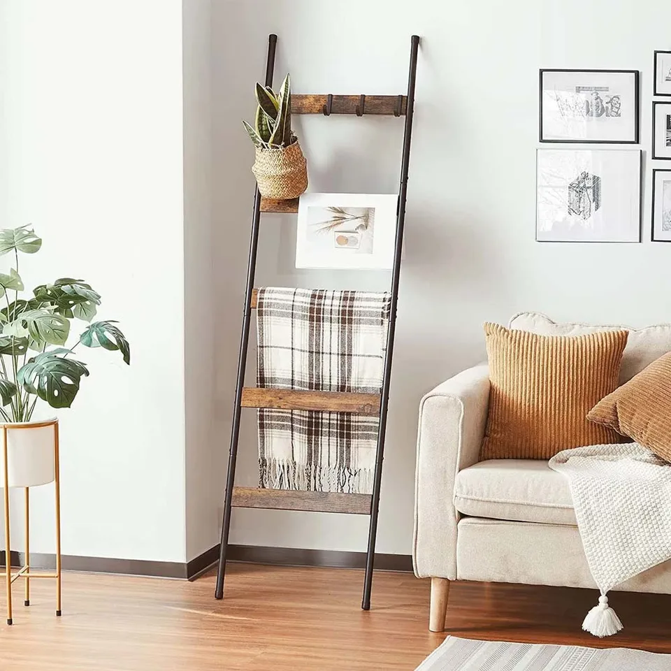Rustic Brown 5 Tier Blanket Ladder with Hooks