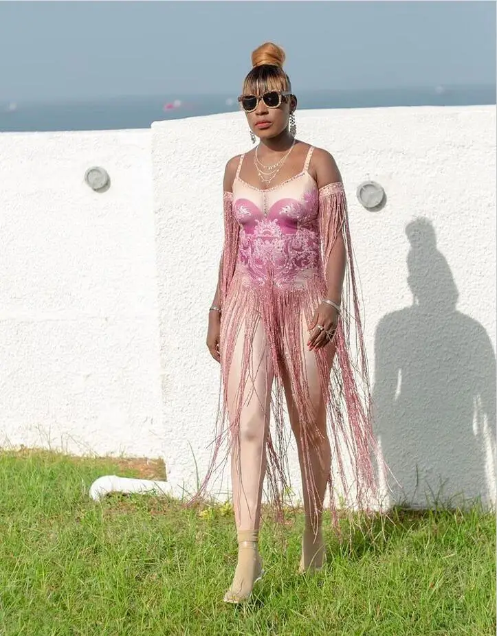 Sexy Pink Tassel Stage Jumpsuit Women Nightclub Crystal Stretch Bodysuit Pole Dance Leotard Showgirl Performance Wear Wutong