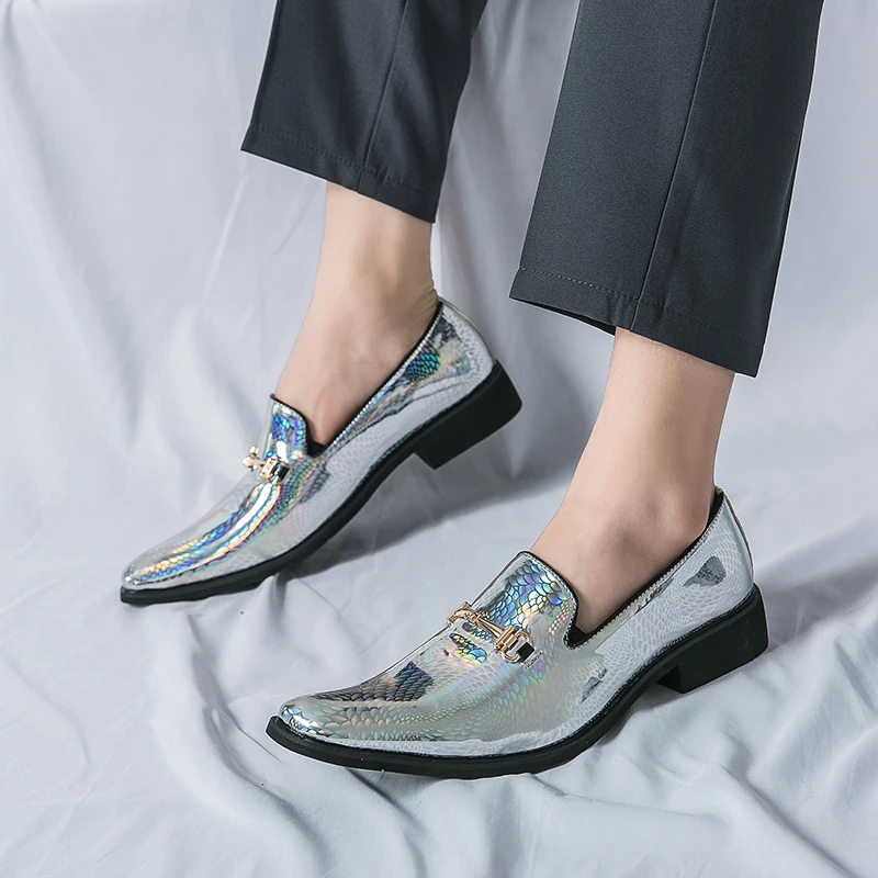

Mens Wedding Silvery Leather Shoes Fashion Male Casual Pointed Shoes Leisure Slip-on Loafers Zapatos Hombre Elegant Party Shoes