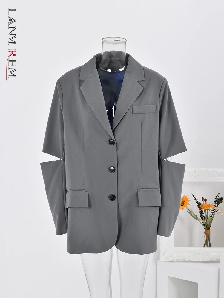 

LANMREM Hollow Out Design Gray Blazer Women Fashion Notched Collar Single Breasted Coat Office Lady 2024 Spring New 26D225