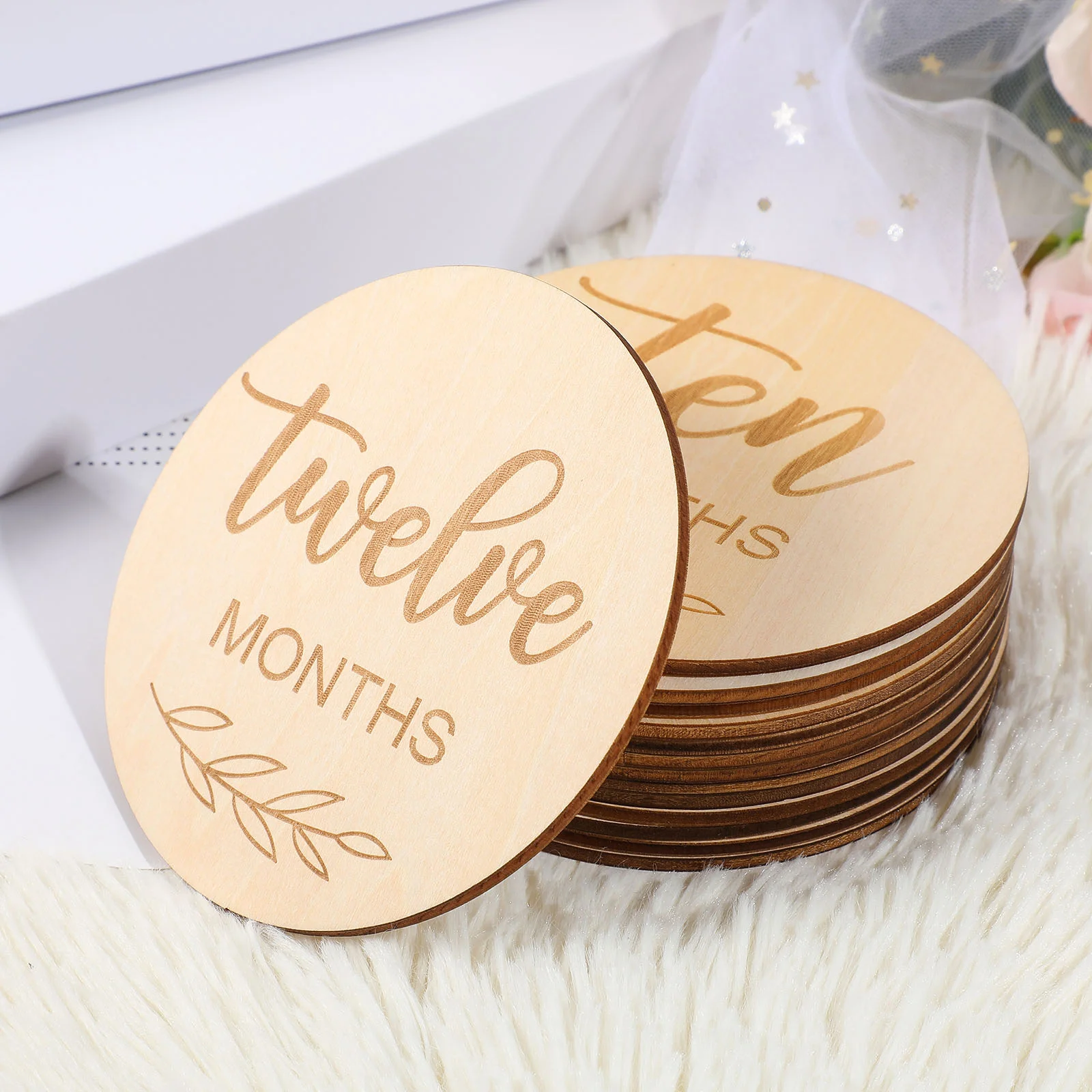 

Photograph Wood Chips Baby Milestone Card Wooden Cards for Props Bamboo Monthly Circles