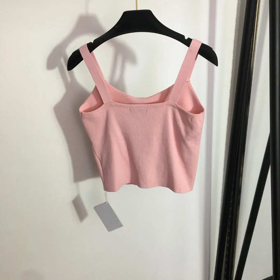 

2023 Summer New Fashion Gold Buckle Strap Knitted Tank Top for Women's Style Slim Fit Short Top
